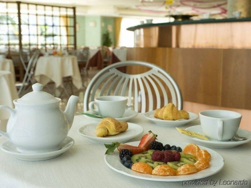 Miramare Hotel 3*