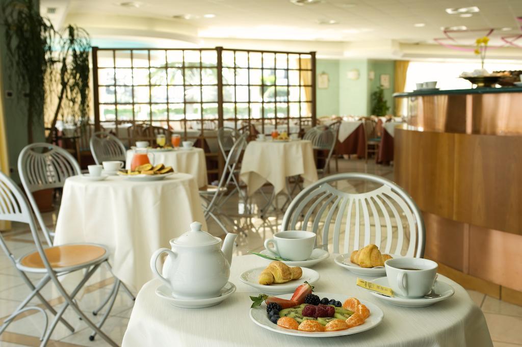 Miramare Hotel 3*